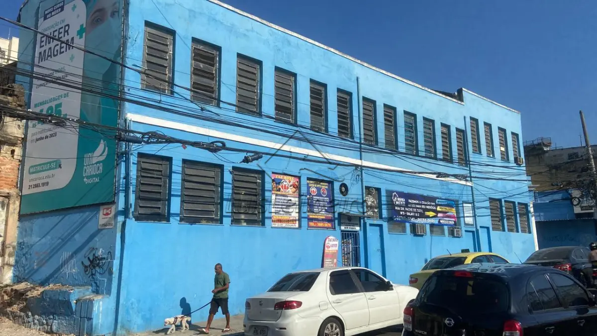 LOTE 001 - PRÉDIO COMERCIAL - Entre as Estações do Meier e Silva Freire - R. Vinte e Quatro de Maio, 1321 - Méier, Rio de Janeiro.