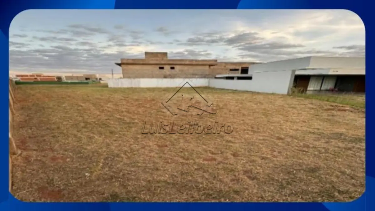 LOTE 039 - TERRENO - Próprio para construção, Rua dos Jardins, s/n, próximo ao antigo Clube da Telpe, Salgueiro/PE, Área de 900m²