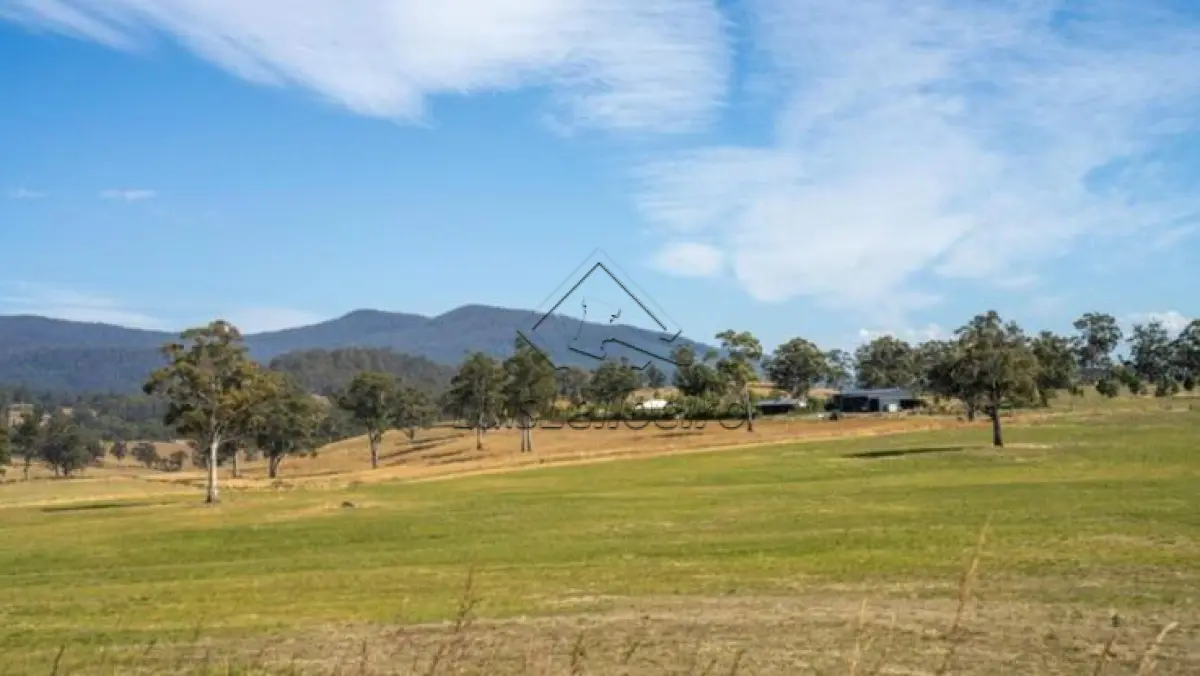 LOTE 041 - FAZENDA Irapuá - Localizada em Tabocal, na zona rural do município de Santa Rita de Cássia/BA, com área total de 1.876,00ha, (PARCELAMENTO EM ATÉ 60 MESES).