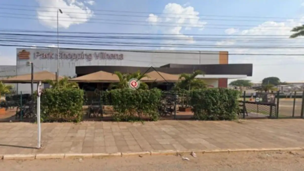LOTE 034 - IMOVEL COMERCIAL - COM DUAS CONSTRUÇÕES, LOCALIZADO NA AV SABINO BEZERRA DE QUEIROZ, VILHENA/RO. AS CONSTRUÇÕES FAZEM PARTE DO PARK SHOPPING VILHENA, COM ÁREA TOTAL DO TERRENO DE 17.441,20 M².