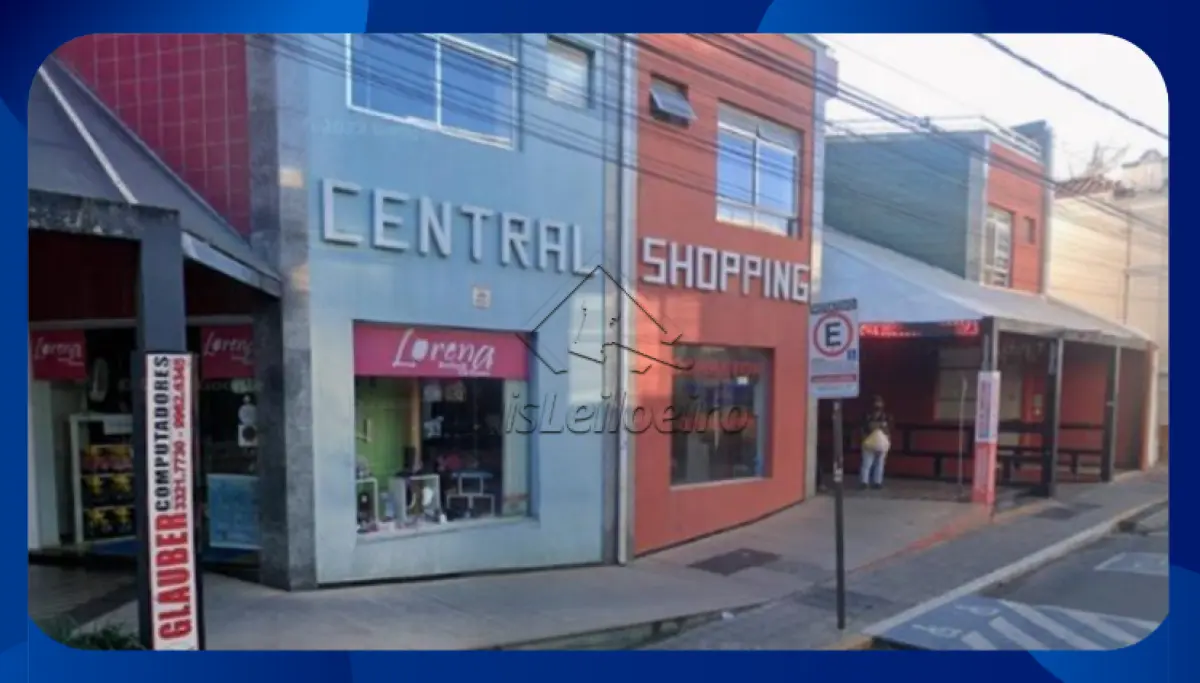 LOTE 119 - PRÉDIO COMERCIAL - Prédio nº 18, Edifício Central Shopping, Rua Silviano Brandão, nº 81, Formiga/MG, Área útil de 33,31m²