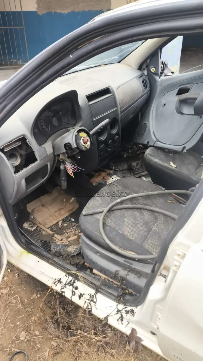 LOTE 015 - FIAT/PALIO FIRE 1.0/05L/2016
