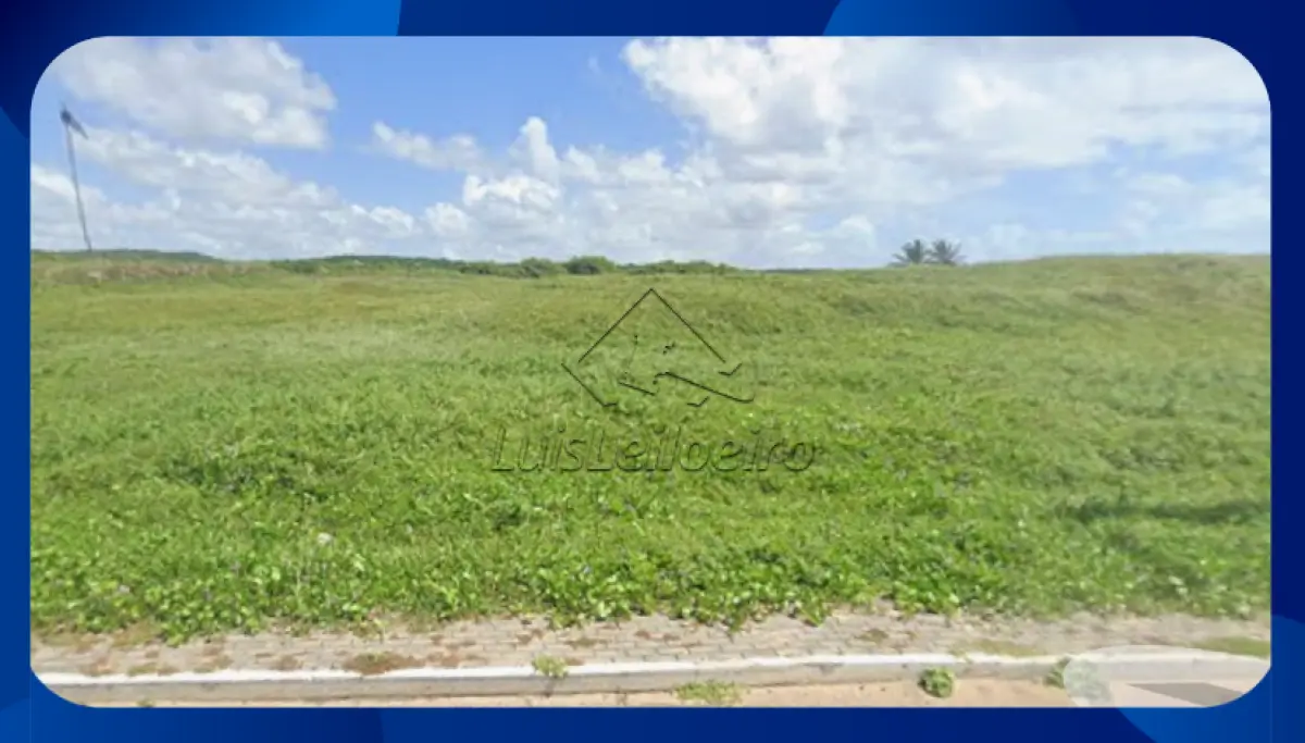 LOTE 176 - TERRENO - Frente para a Praia de Barreta e fundos para a Rua Dr. Tarcísio, Lugar Praia de Barreta, Município de Nísia Floresta/RN, Área de 2.367,92m² (28,10m de frente, 27m de fundos, lado direito 82,30m e lado esquerdo 93,53m)