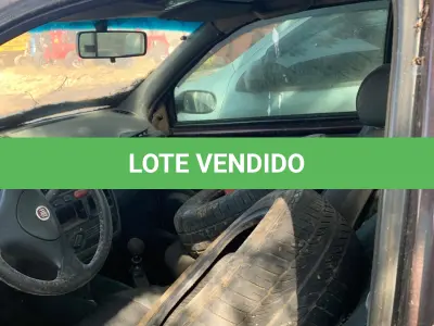 LOTE 000 - Fiat Strada, Fire 2003