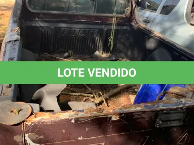 LOTE 000 - Fiat Strada, Fire 2003