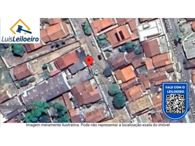 LOTE 013 - Imóvel comercial, localizado na Rua José do Patrocínio, 94, Capim Branco, Unaí/MG. Com área total de 900,00 m².