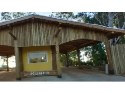 LOTE 02721 - Gleba de Terras - Av. Juliano Ferraz Lima, 5640, Bairro Vila Recreio, Presidente Epitácio/SP. com área total de 6.700,50 m², contendo várias benfeitorias como: piscina, gramado, quiosques, 06 chalés de veraneio.