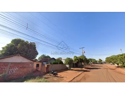 LOTE 030 - Casa residencial erguida sobre o lote de terreno nº 09, da Quadra nº 30, situada na Rua Álvaro Brandão, Jardim Canaã, Dourados/MS. Com área total de 220,00 m² e área construída de 137,10 m².