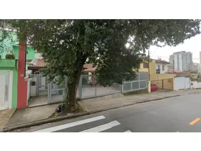LOTE 0304 - Imovel Residencial - Rua Edu Chaves, 40