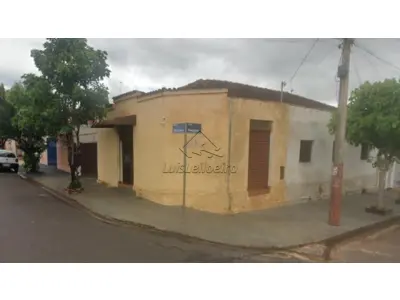 LOTE 115 - Ponto comercial - R. Sergipe, 2695