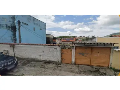 LOTE 000 - CASA - Casa residencial constituída pelo Lote 26, com área total de 234,00m², localizada na Rua General Uchoa Cavalcanti, Campo Grande, município de Rio de Janeiro/RJ