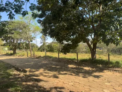 LOTE 001 - Imóvel Industrial ,  Avenida Flora, 621 , Três Coraçôes, Minas Gerais .