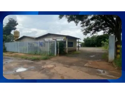 LOTE 000 - TERRENO - Área de 3.480m² com benfeitorias, Lote 04 da Quadra 48, Rua Cento e Dois, Jardim Presidente, Rio Verde/GO