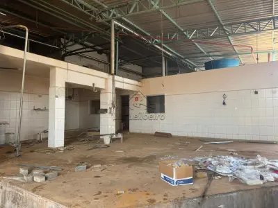 LOTE 001 - Imóvel Industrial ,  Avenida Flora, 621 , Três Coraçôes, Minas Gerais .