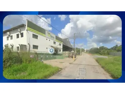 LOTE 000 - PRÉDIOS COMERCIAIS - 03 terrenos com edificações, áreas de 1.885,00m² cada, Rua Imbiara, Distrito Industrial, Araxá/MG, com benfeitorias de 100m² em alvenaria e 800m² de galpão industrial em cada unidade