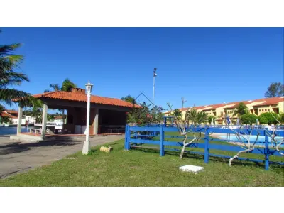 LOTE 000 - 50% De um apartamento n 106 Hotel Marinas do Canal ala "B"