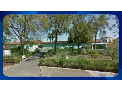 LOTE 000 - PRÉDIO HOSPITALAR - Área construída de 1.250m², contendo 2 pavilhões, Rua Beraldo Arruda, nº 352, em terreno (Lote A) de 5.950m², Guarantã/SP