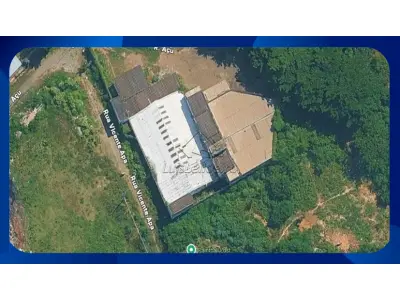 LOTE 000 - PRÉDIO COMERCIAL - Área de 2.151m², constando de um galpão, Rua Eloi Mendes, nº 8, Engenho do Porto, Duque de Caxias/RJ