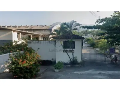 LOTE 00712 - IMÓVEL INDUSTRIAL - Imóvel comercial composto por dois pavimentos, onde funciona uma empresa de alumínio, com área de 3.800,00m², localizado na Rua da Paz de Siqueira, 154, Engenho Novo, Rio de Janeiro/RJ.