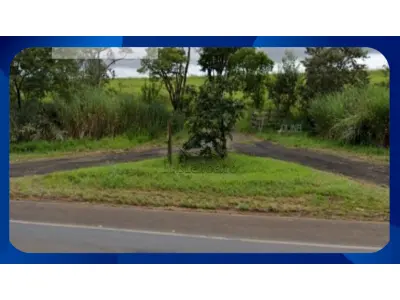 LOTE 0402 - SÍTIO - 1/3 do imóvel agrícola denominado Chácara Colina, com benfeitorias, localizado na Rodovia Raposo Tavares Km-310, município de Piraju/SP (PARCELAMENTO EM ATÉ 60 MESES)