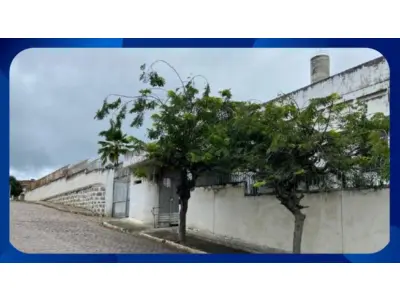 LOTE 010 - PRÉDIO COMERCIAL - Localizado na Avenida Joaquim Nabuco, 161, Pesqueira - PE