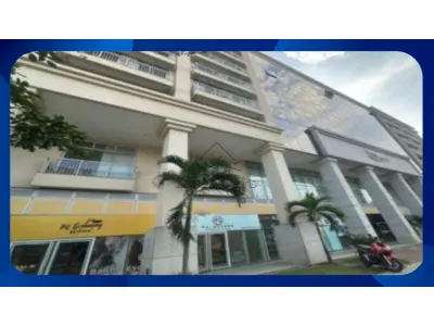 LOTE 071 - SALA COMERCIAL - Sala comercial número 327, situada em prédio comercial conhecido como Fórum Empresarial da Taquara, com aproximadamente 30,00m², localizada na Estrada dos Bandeirantes, 470, Jacarepaguá, Rio de Janeiro/RJ.
