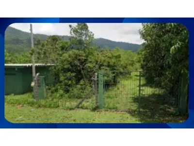 LOTE 001 - Parque Balneário dos Açores, localizado na Rua das Bauxitas, Praia dos Açores, distrito de Pântano do Sul