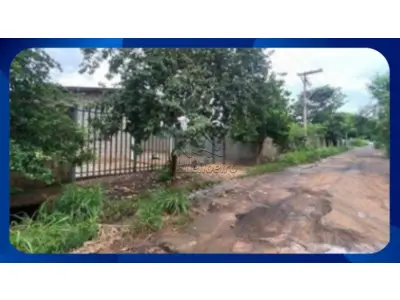 LOTE 006 - TERRENO - Área de 4.027m² com benfeitorias, Lote 05 da Quadra 48, Rua Cento e Dois, Jardim Presidente, Rio Verde/GO