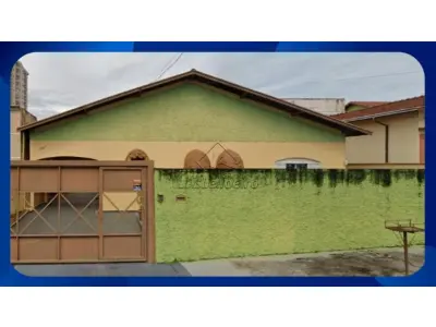 LOTE 036 - CASA - Área de 318,78m² (terreno) e 142,97m² (construída), Rua Comendador Pedro Stefanini, Vila Carmelo, Botucatu/SP