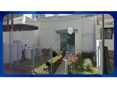 LOTE 016 - PRÉDIO COMERCIAL - Área construída de 490,96m², Rua Artur Gonçalves, nº 132, Bairro Torre, Recife/PE, funcionando como clínica médica com 04 consultórios, recepção, 06 banheiros, 03 salas de exame, 01 copa e 01 sala de administração