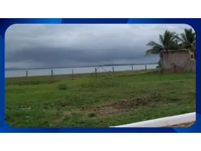 LOTE 083 - TERRENO - Unidade 232 do Condomínio Caiçara I, com área de utilização exclusiva de 365,90 m², localizado em Figueira, às margens da Lagoa de Araruama, Zona Urbana de Arraial do Cabo/RJ