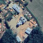 50% DO IMÓVEL INDUSTRIAL - LOCALIZADO NA RUA JOSÉ GRECCO, N. 191, BAIRRO CAPUTERA, EM ITAPEVA/SP, CONTENDO GALPÃO DE 1.250,33 M², SILO DE ARMAZENAGEM DE 145,27 M², REFEITÓRIO E OUTRAS BENFEITORIAS.