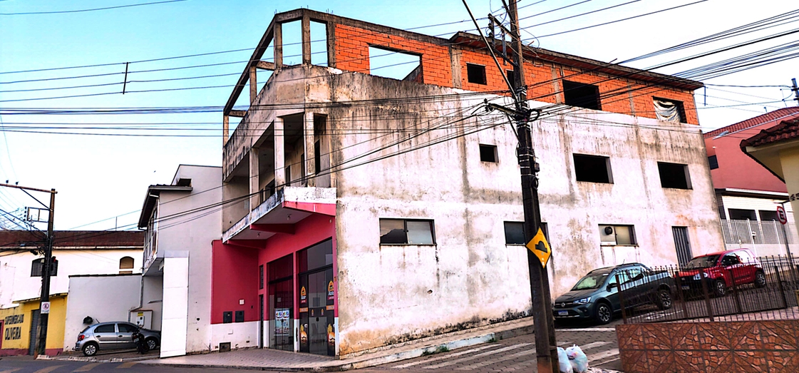 Imóvel comercial/residencial R. João XXIII Bom Repouso-MG, localizado em Bom Repouso - MG
