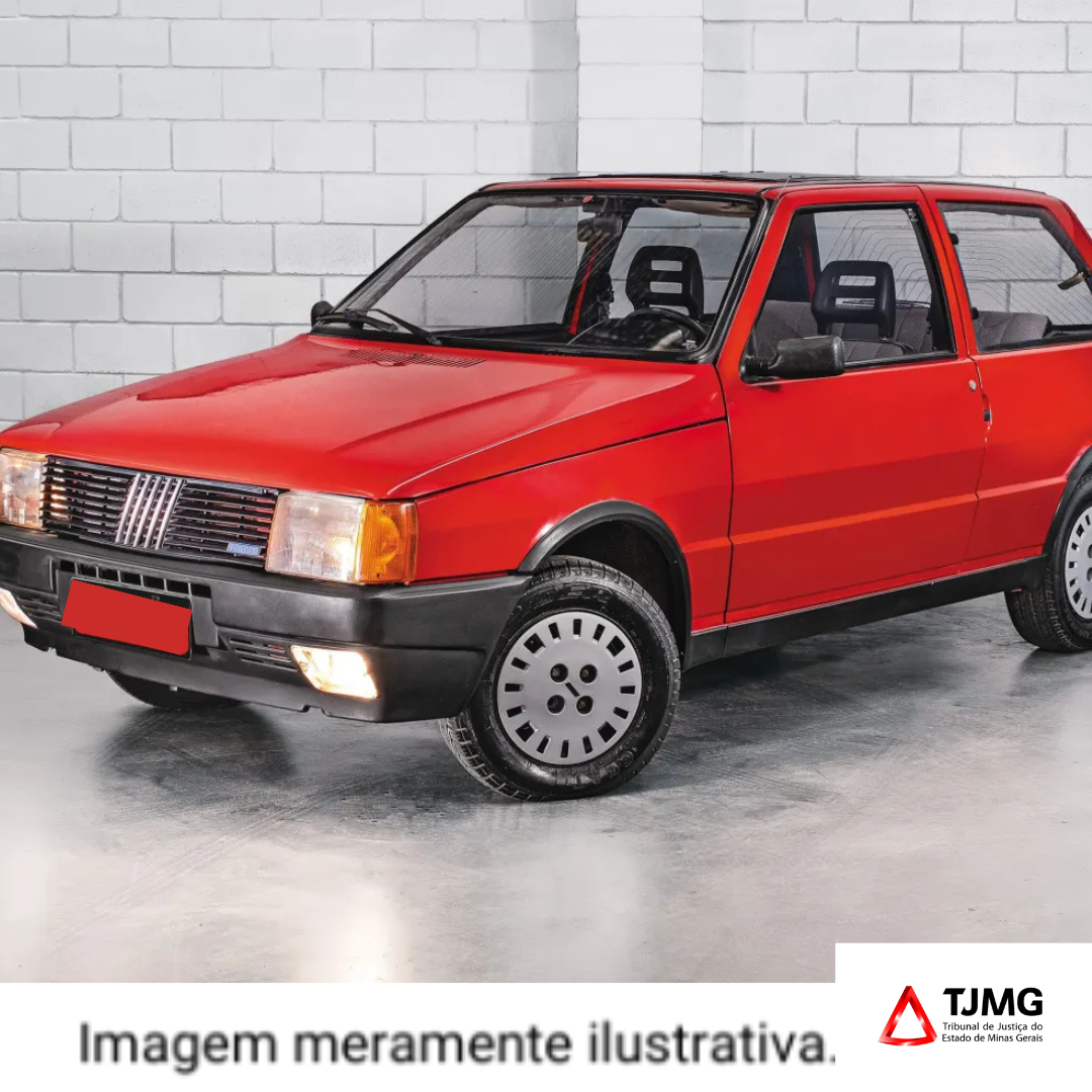 Leilão de um automóvel Fiat Uno
