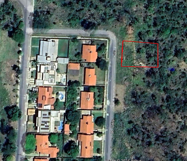 Três Marias - Terreno 14 - Vila Cemig, localizado em Três Marias - MG